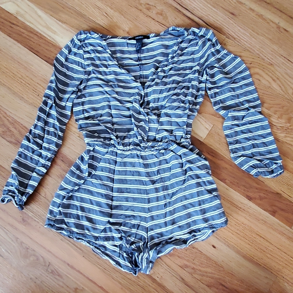 Long sleeve romper